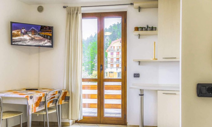 Prato Nevoso Apartamento | Viglietti Studio in center