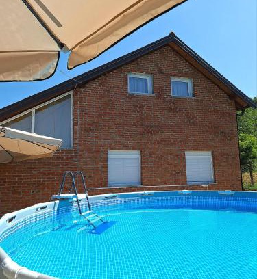 Mladenovac Casa | Vikendica Garaski kutak 2