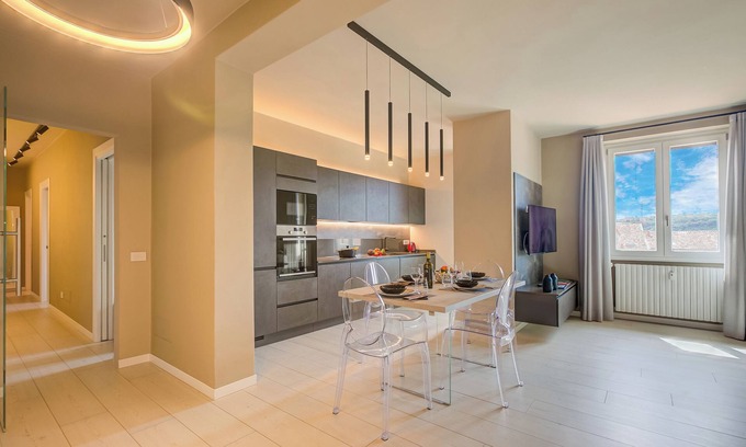 Salo Apartamento | Viktor House Salò - 100m near lake, Salò, Italy