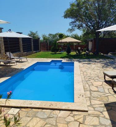 Mladenovac Apartamento | Vila Ana