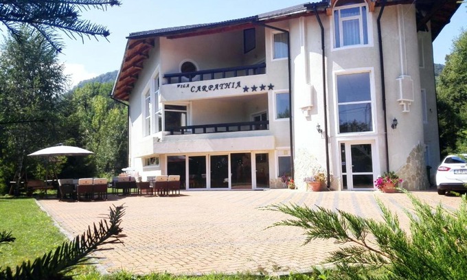 Bran Complejo | Vila Carpathia
