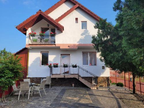 Calimanesti Casa | Vila Castelana