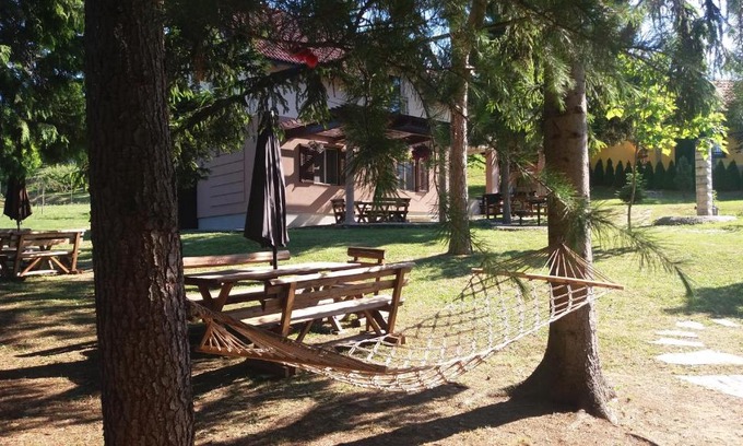 Petrovaradin Cama Y Desayuno | Vila Davidovic-Fruska gora