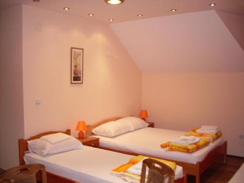 Bela Crkva Apartamento | Vila Fontana - Sobe