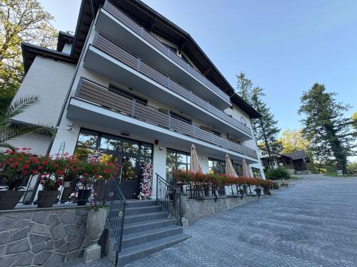 Sovata Hotel | Vila Intre Lacuri