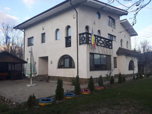 Valenii de Munte Casa | Vila Madudu