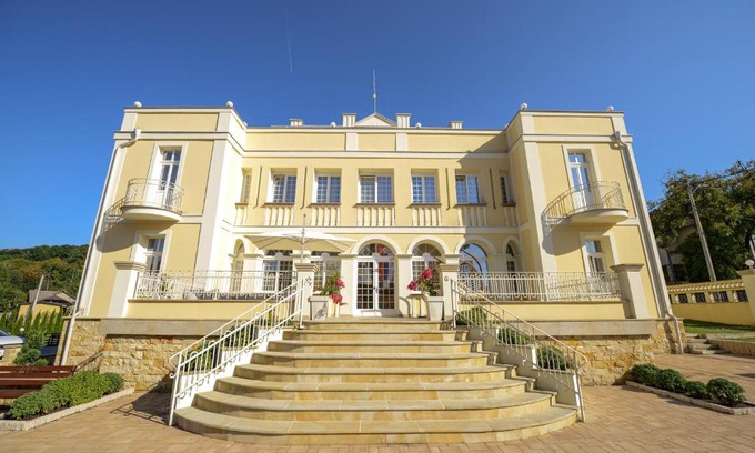 Vrnjacka Banja Apartamento | Vila Palas