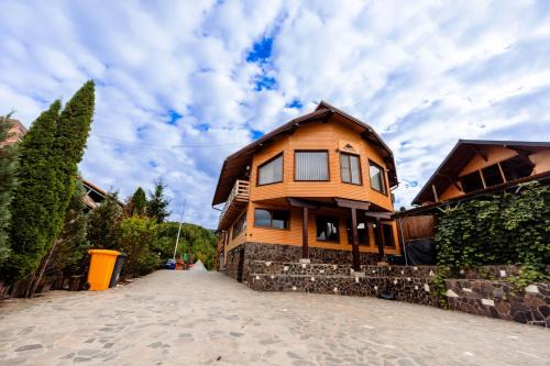 Sighetu Marmatiei Casa | Vila Piramida