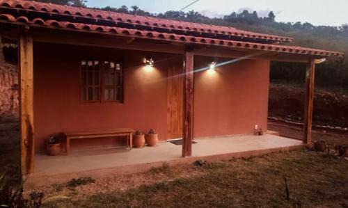 Ibicoara Casa | Vila Sincorá - Chalé para 4 pessoas com cozinha a 2 km da portaria da Cachoeira do Buracão