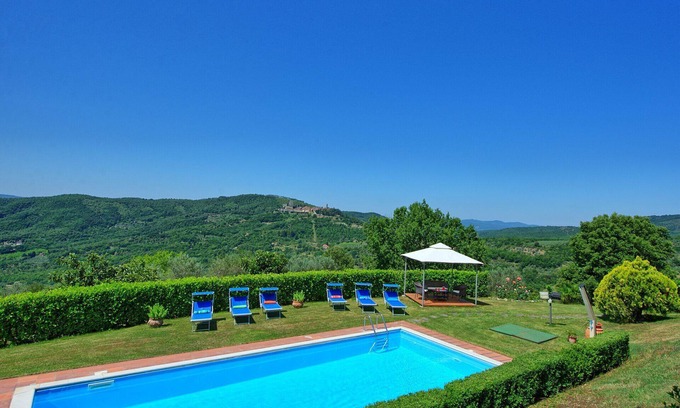 Civitella in Val di Chiana Villa | Villa en Civitella In Val Di Chiana con 4 habitaciones, capacidad 9
