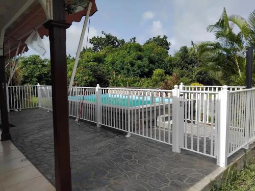 Capesterre-Belle-Eau Villa | Villa élégante à Capesterre-Belle-Eau avec piscine privée
