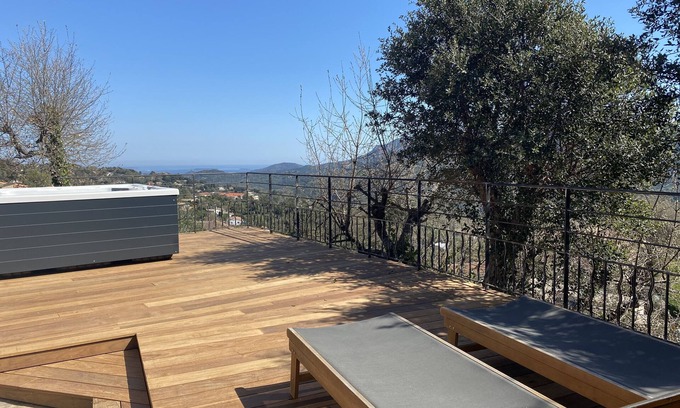 Les Adrets-de-l'Esterel Villa | Villa de 150 m², entre Cannes y St-Raphael, vista al mar y Estérel