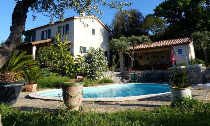 Saint-Julien-les-Rosiers Villa | Villa de 165m2 con piscina de 45m2, caseta de jardín, en el campo, cerca de Cevennes
