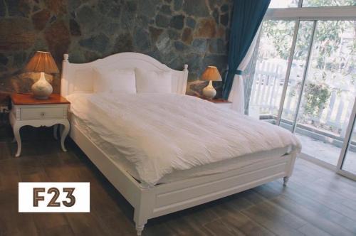 Ngoc Thanh Casa | Villa 3 phòng ngủ với bể bơi & vườn riêng