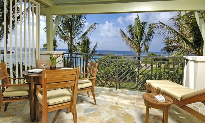 Kahuku Apartamento | Villa 302: King bed! Penthouse Level Ocean View Turtle Bay