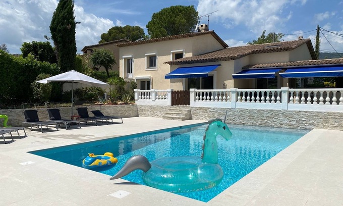 Peymeinade Villa | Villa 30mn de Cannes
