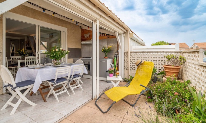 Les Ayguades Villa | Villa 'Maison 38m2 Proche De La Mer' con terraza privada y aire acondicionado