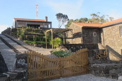 Cais do Pico Casa | Villa 4 Seasons