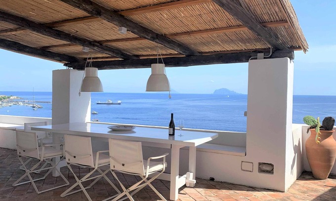 Santa Marina Salina Casa | Villa "A Madonnuzza" overlooking the sea, splendid panoramic terraces