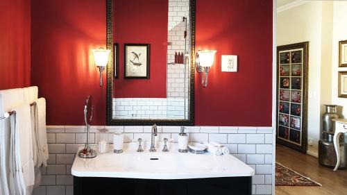 Somerset West Casa | Villa Adalbert Guesthouse
