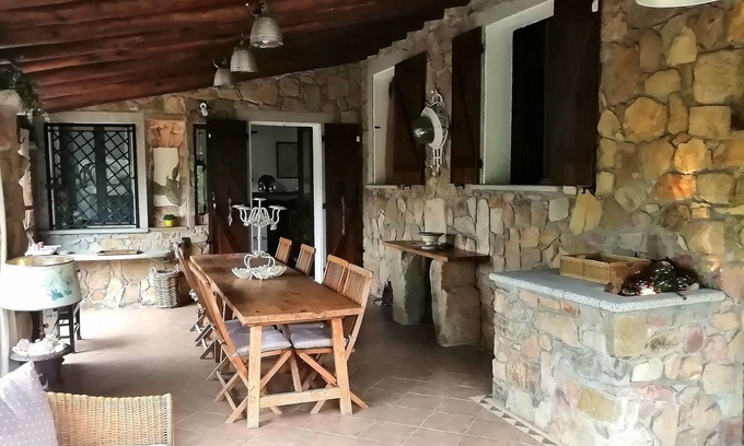 San Stefano Villa | Villa Adelida, privada, panorámica, a pocos pasos del mar.