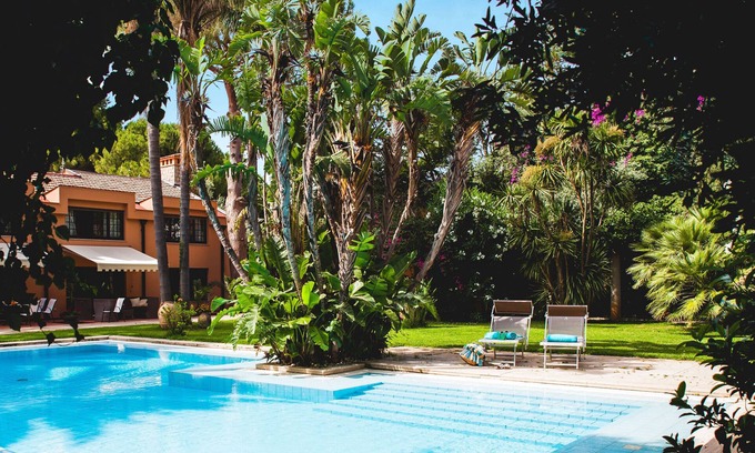 Mondello Villa | Villa con piscina privada en Mondello, Sicilia, Italia para 9 personas