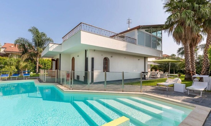 Mascali Villa | Villa Agata