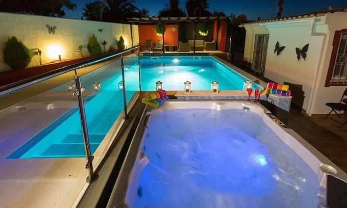 Guia Villa | OFERTA ESPECIAL DE ÚLTIMO MINUTO VILLA DE LUJO AGUAS EN GUIA SIEMPRE RESERVE DIRECTO