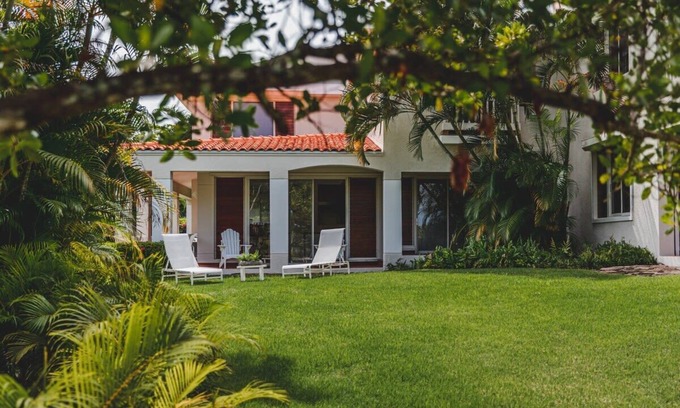 Dorado Pueblo Villa | Villa Alegre