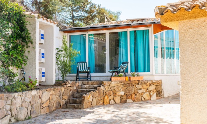 Villasimius Villa | Villa 'Alloggio Vista Mare Incantevole' con vistas al mar, Wi-Fi y aire acondicionado