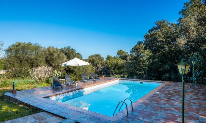 Costitx Villa | Villa 'Alzina' con vistas a la montaña, Wi-Fi y aire acondicionado