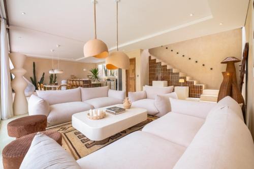 Jimbaran Villa | Villa Amara, Cala Nusa, Kaya - Spacious & Modern Villa in Balangan