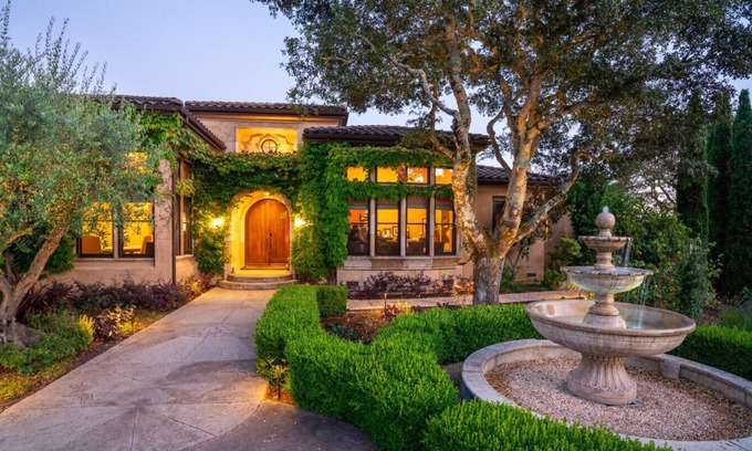 Santa Rosa Villa | Villa Amarosa by Beaux Maison
