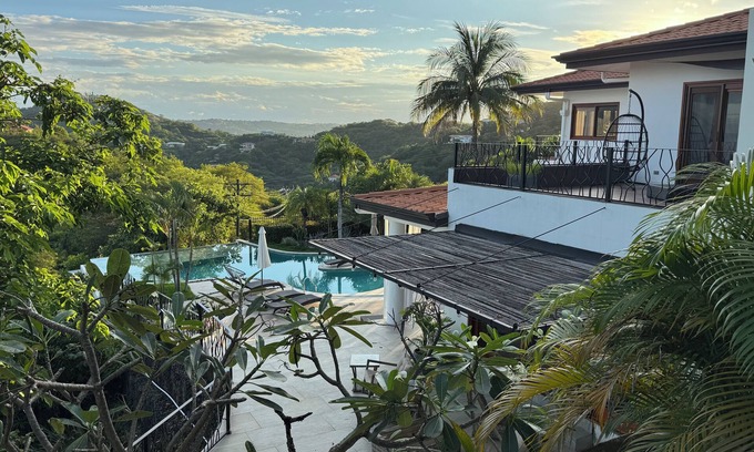 El Ocotal Villa | Villa Amor Azul, Playa Ocotal - Walk to the Beach, Infinity Pool, Forever Views