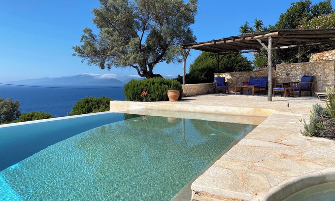 Sivota Villa | Villa Anatoli - villa de lujo con vistas al mar con piscina privada