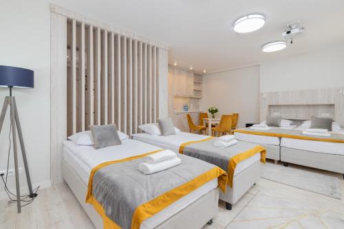 Emaus Cama Y Desayuno | Villa Angela