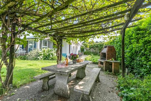 Caslano Apartamento | Villa Anita - Happy Rentals