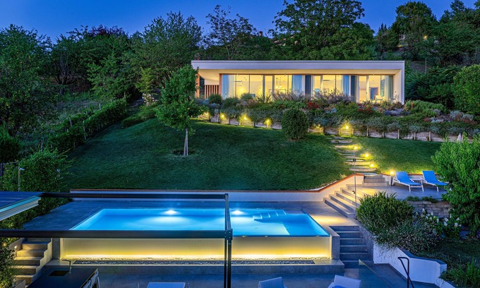 Alba Villa | Villa Anna de lujo y piscina privada en Alba