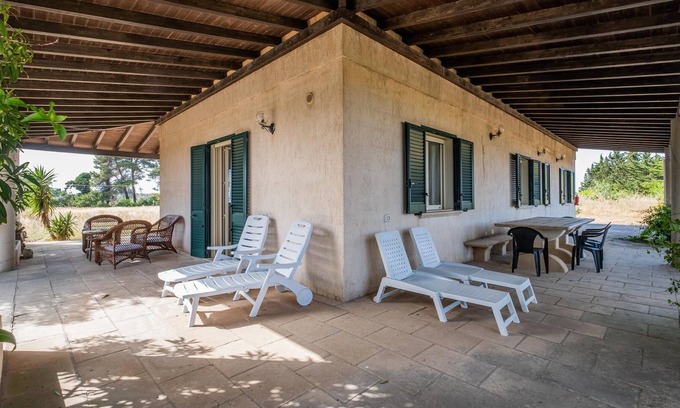 Uggiano la Chiesa Villa | Villa Anna con vistas al mar, terraza y jardín