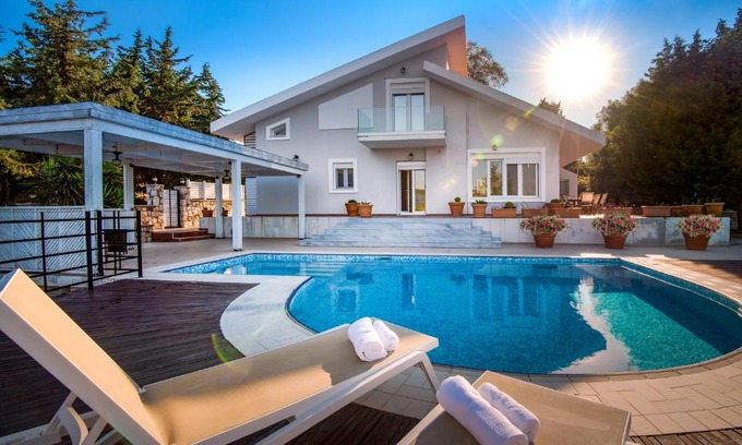 Maritsa Villa | Villa Aphrodite