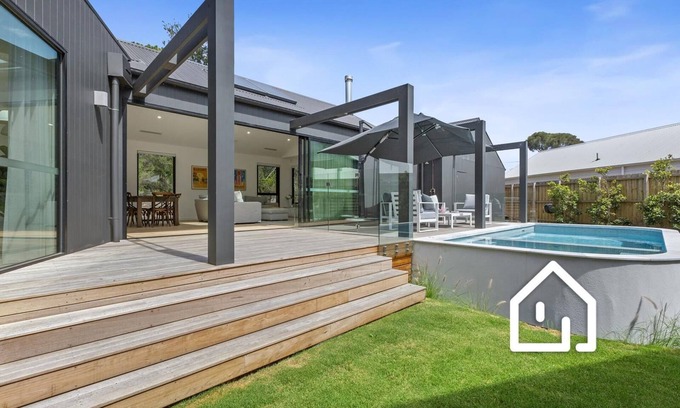 Blairgowrie Casa | Oceanic - Resort Luxury with Heated Pool & Spa