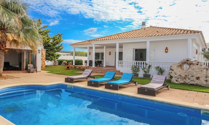 Cales Piques Villa | Villa 'Arianna' con piscina privada, Wi-Fi y aire acondicionado