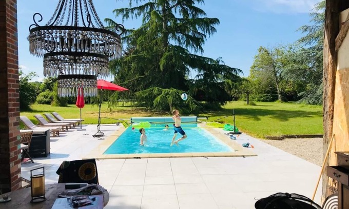 Trigueres Casa | Villa at the crossroads of Burgundy, Castles of Loire Valley and Paris