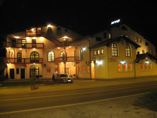 Stara Pazova Casa | Villa Atina