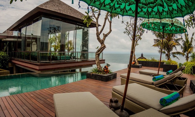 Jimbaran Villa | Villa Aum, 4 dormitorios con vista al acantilado del océano Bukit