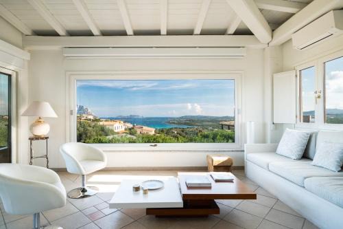 Porto Istana Villa | Villa Aurazure by Klodge
