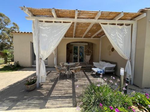 Castiadas Casa | VILLA AUREA Apartment in Castiadas