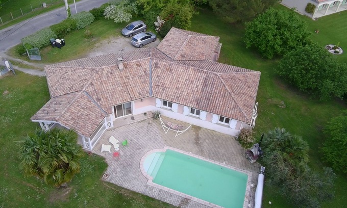 Queyrac Casa | Villa Avec Piscine Proche Océan, 8 Personnes 4 Chambres 2 SDB