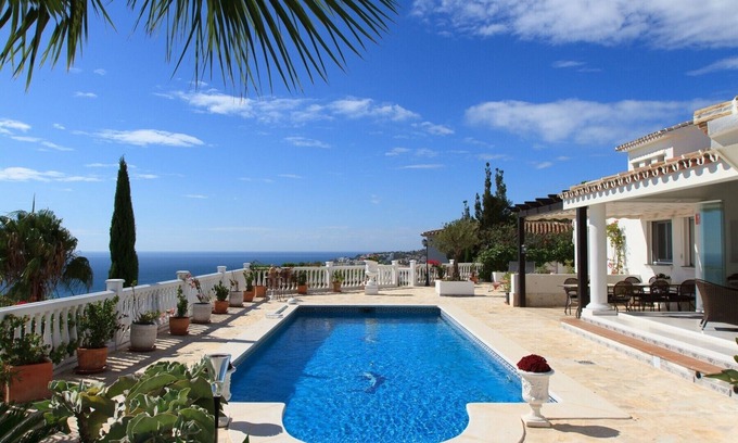 Mijas Villa | Villa Azalea - Villa exclusiva con vista única al Mediterráneo