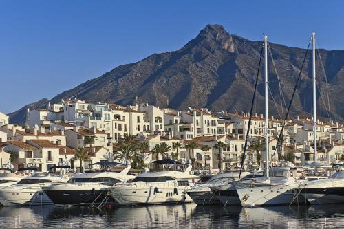 Golden Mile Casa | villa bahía banus